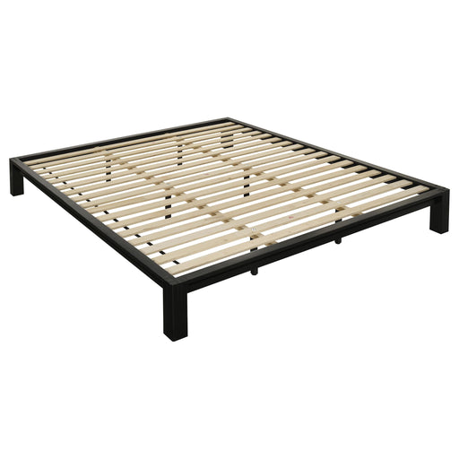 Gislen Eastern King Easy Assembly Wood Platform Bed Black - 316028BLKKE