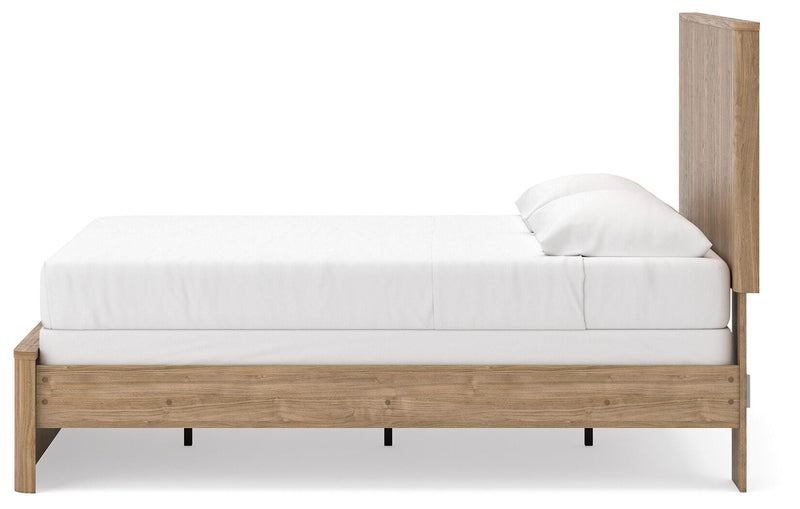 Gramburg Warm Natural Brown Queen Panel Bed - PCB1121B4