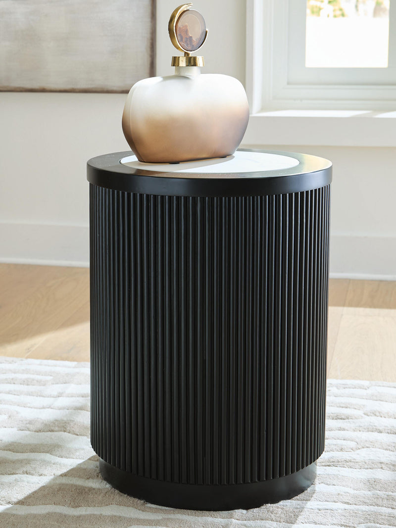 Grayman Black End Table - T650-6