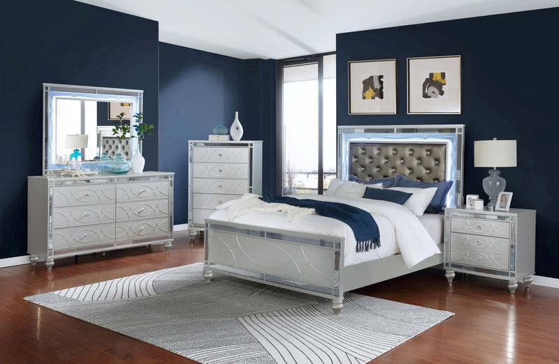 Gunnison 2-drawer Nightstand Silver Metallic - 223212