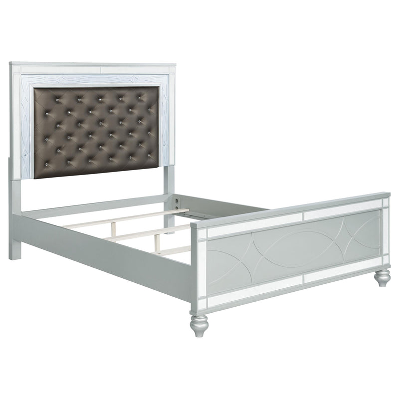 Gunnison 4-piece California King Bedroom Set Silver Metallic - 223211KW-S4