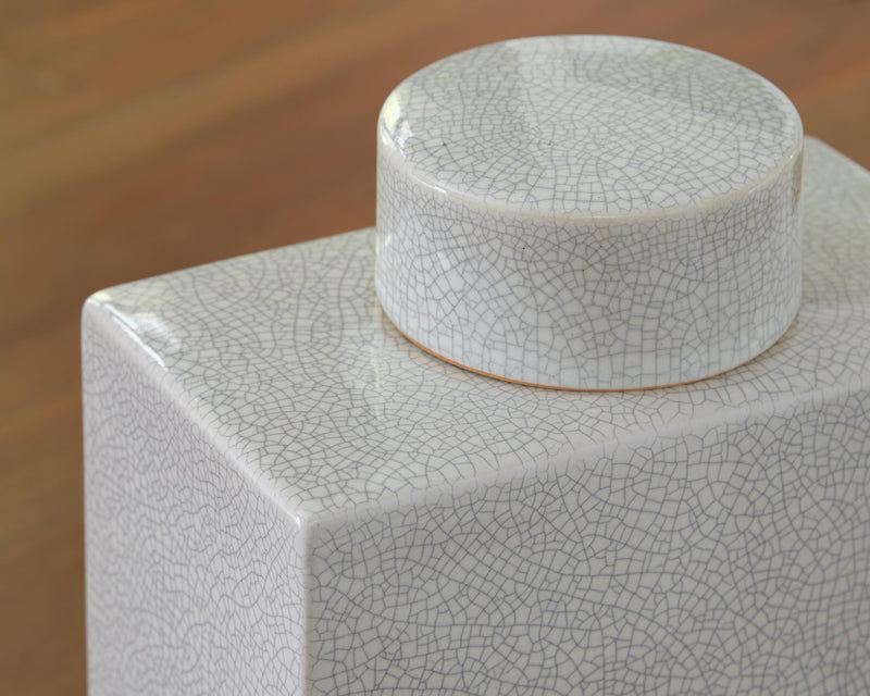 Haddworth Antique White Jar - A2000779