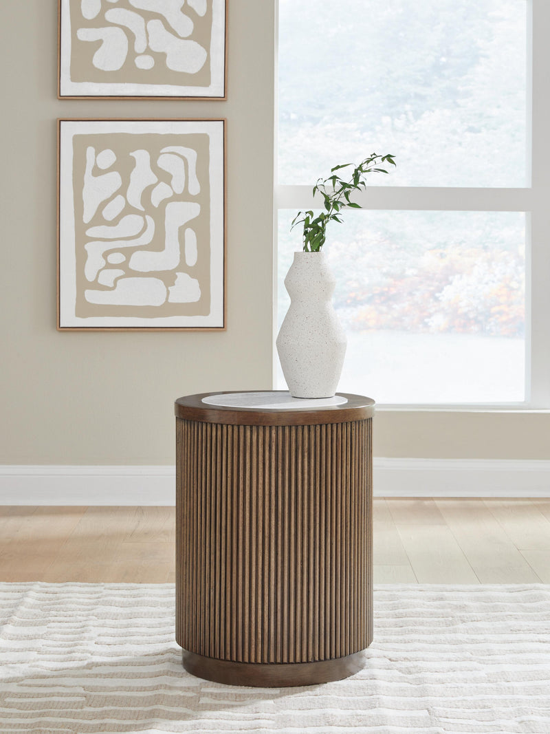 Hadonna Brown End Table - T658-6