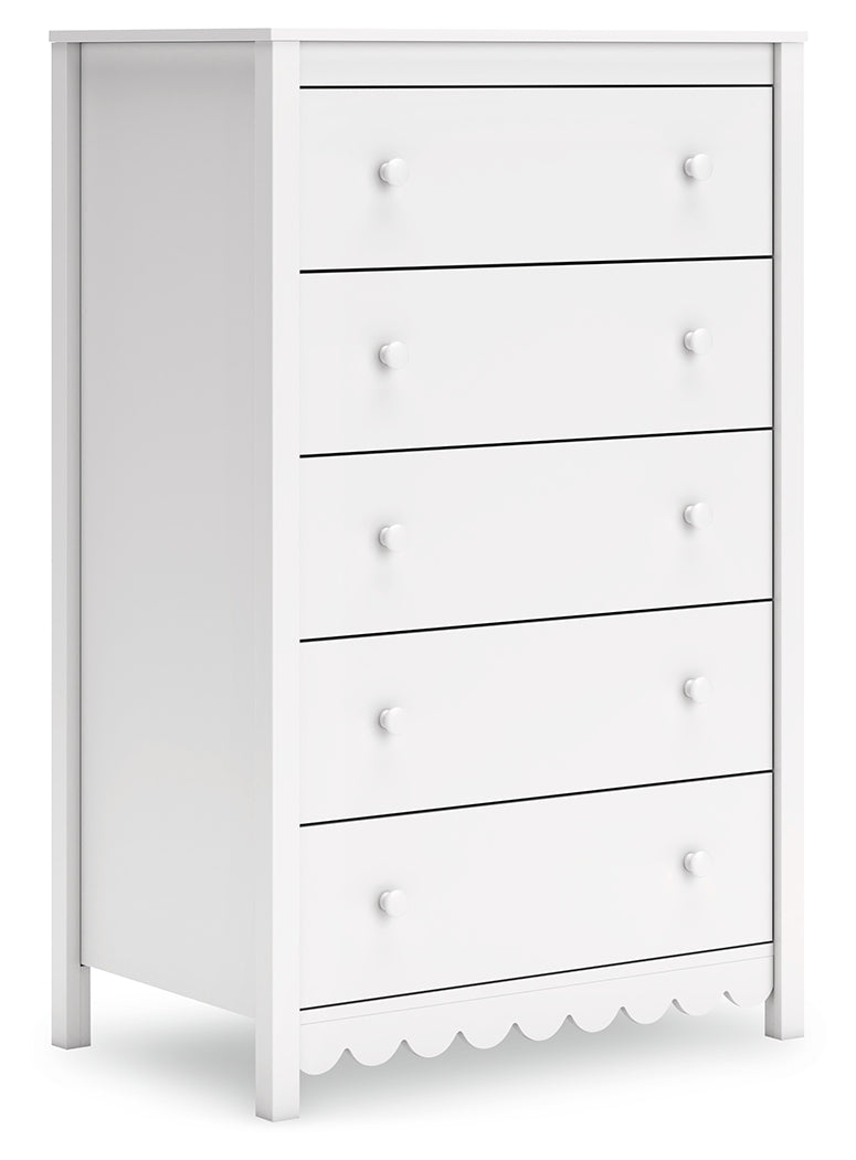 Hallityn Full Panel Headboard with Dresser and Chest in White - PKG018834
