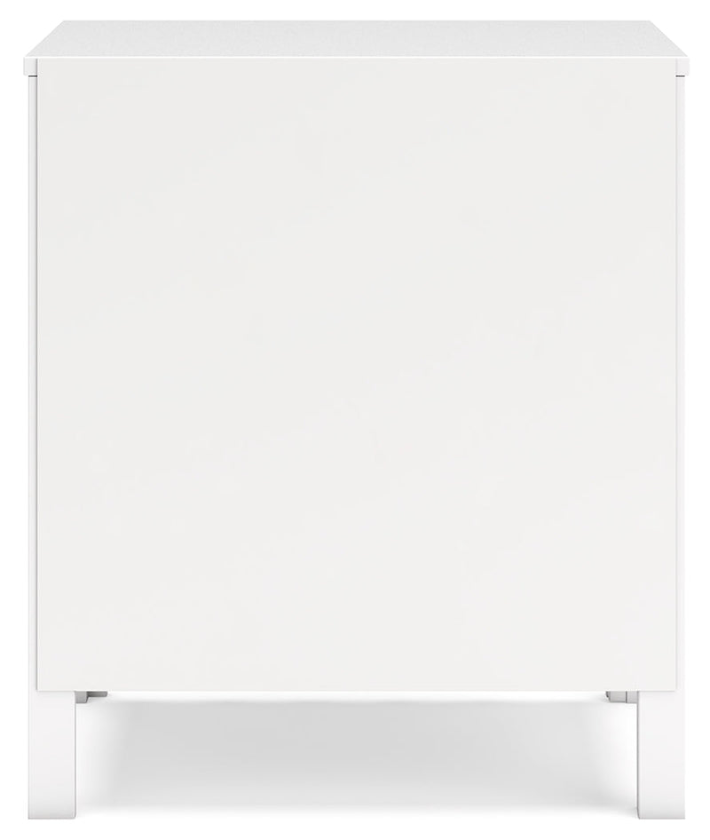 Hallityn Full Panel Platform Bed with 2 Nightstands in White - PKG019040