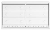 Hallityn Full Platform Bed, Dresser and Nightstand in White - PKG018819