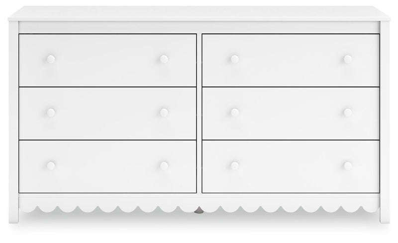 Hallityn Full Platform Bed, Dresser and Nightstand in White - PKG018819
