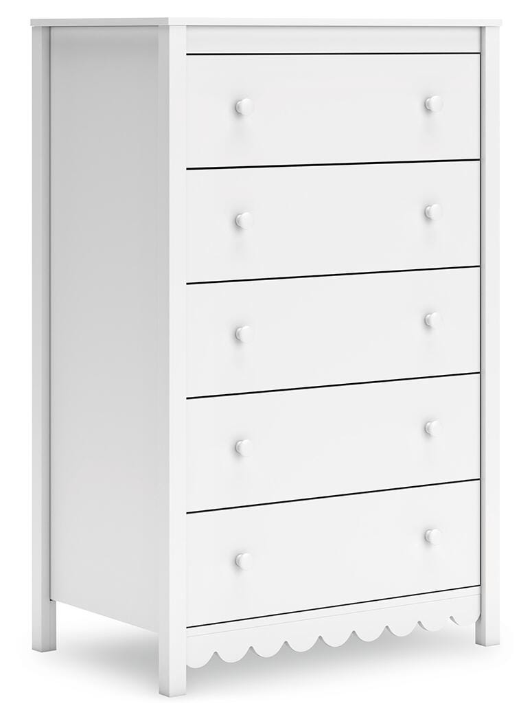 Hallityn Full Platform Bed, Dresser and Nightstand in White - PKG018819