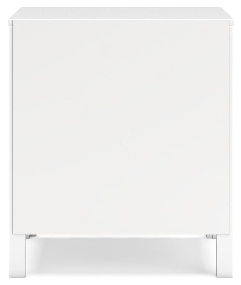 Hallityn Full Platform Bed, Dresser and Nightstand in White - PKG018819