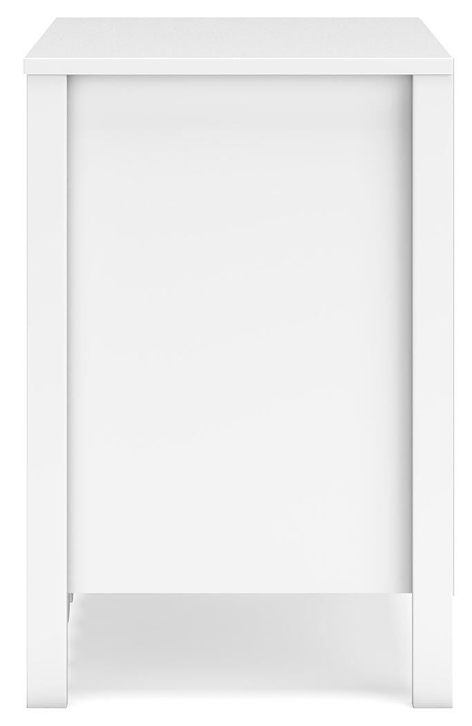 Hallityn Full Platform Bed, Dresser and Nightstand in White - PKG018819