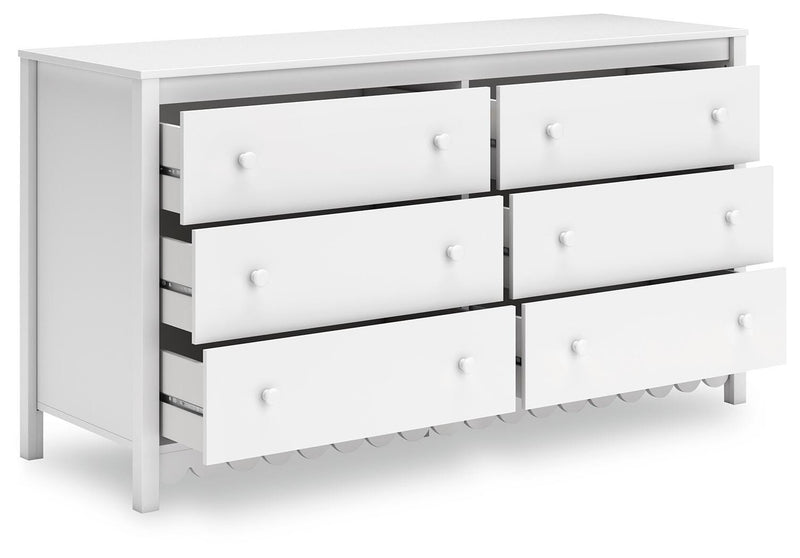 Hallityn Full Platform Bed, Dresser and Nightstand in White - PKG018819