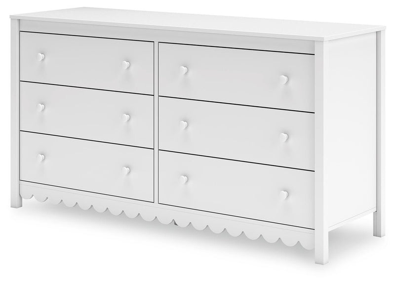 Hallityn Full Platform Bed, Dresser and Nightstand in White - PKG018819