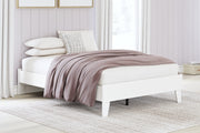 Hallityn Full Platform Bed with Dresser and Chest in White - PKG018818