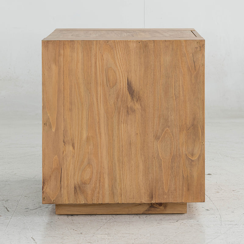 Harlan End Table - LV03776