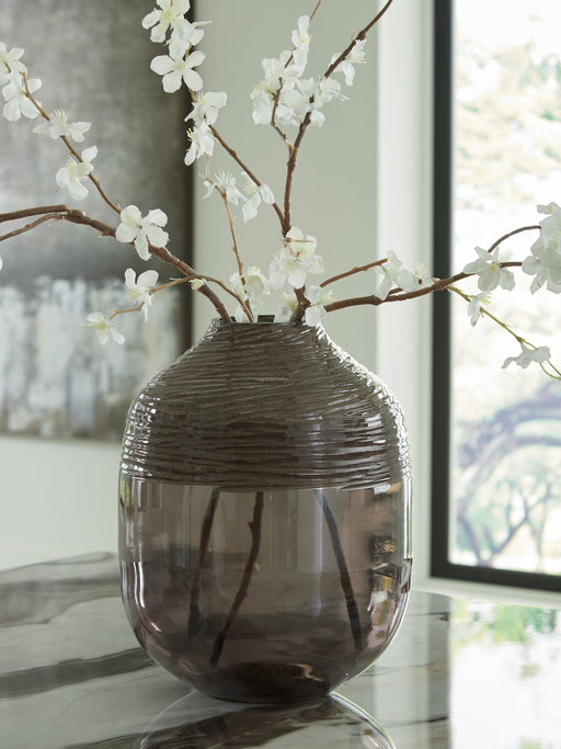 Harpwick Metallic Gray Vase - A2000727