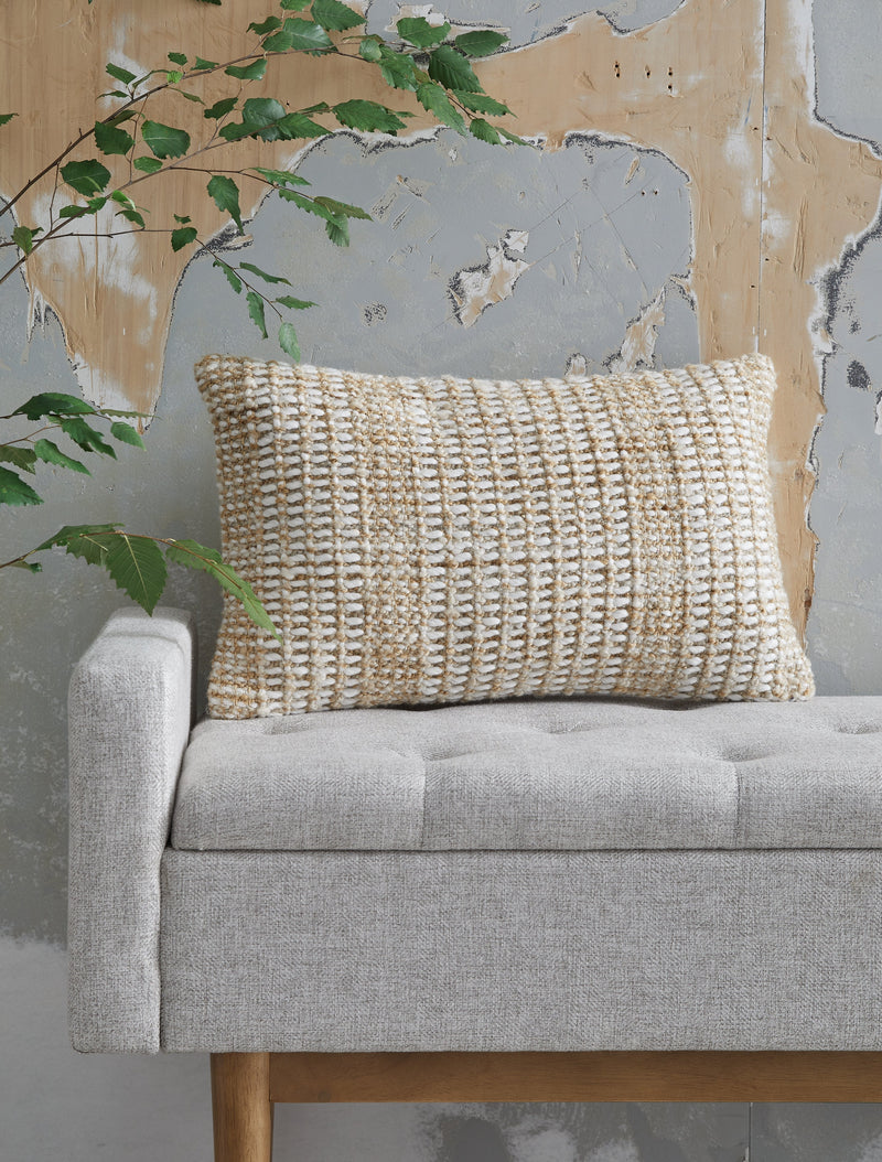 Hathby Tan/White Pillow - A1001048P