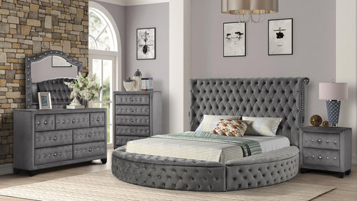 Hazel Queen 5 Pc Bedroom Set in Gray - Hazel Queen 5 Pc Bedroom Set in Gray