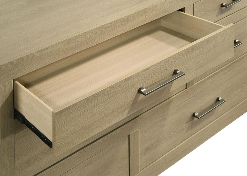 Hendricks 4-piece Eastern King Bedroom Set Light Oak - 222650KE-S4