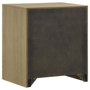 Hendricks 5-piece Eastern King Bedroom Set Light Oak - 222650KE-S5