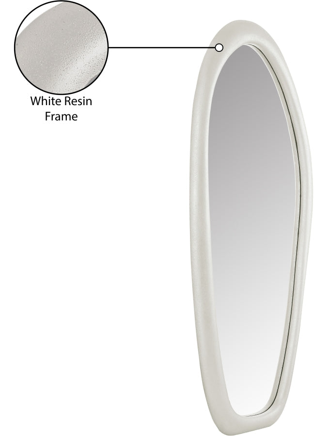 Holland Polyresin Frame Mirror in White - 66093White-M