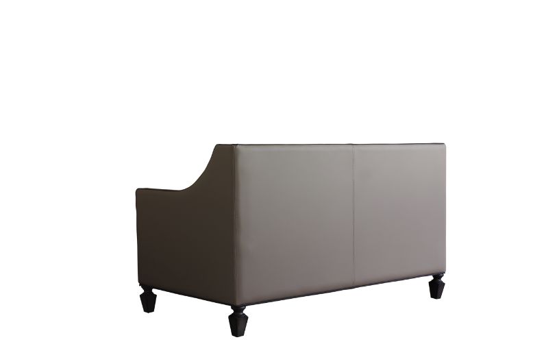 House Beatrice Loveseat W/3 Pillows - 58816
