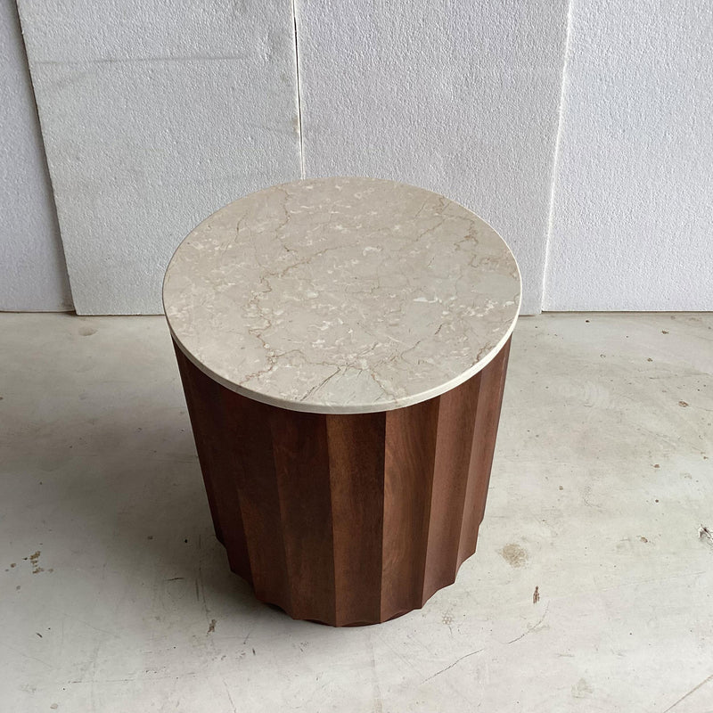 HP10.26 - India End Table in Brown / White - 701777