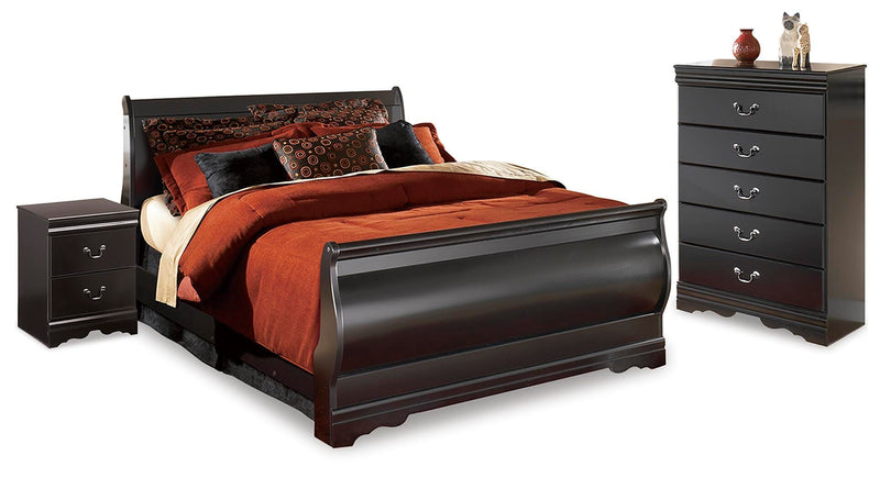 Huey Vineyard Black Full Sleigh Bed, Chest and 2 Nightstands - B128B47