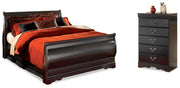 Huey Vineyard Black Queen Sleight Bed and Chest - B128B48