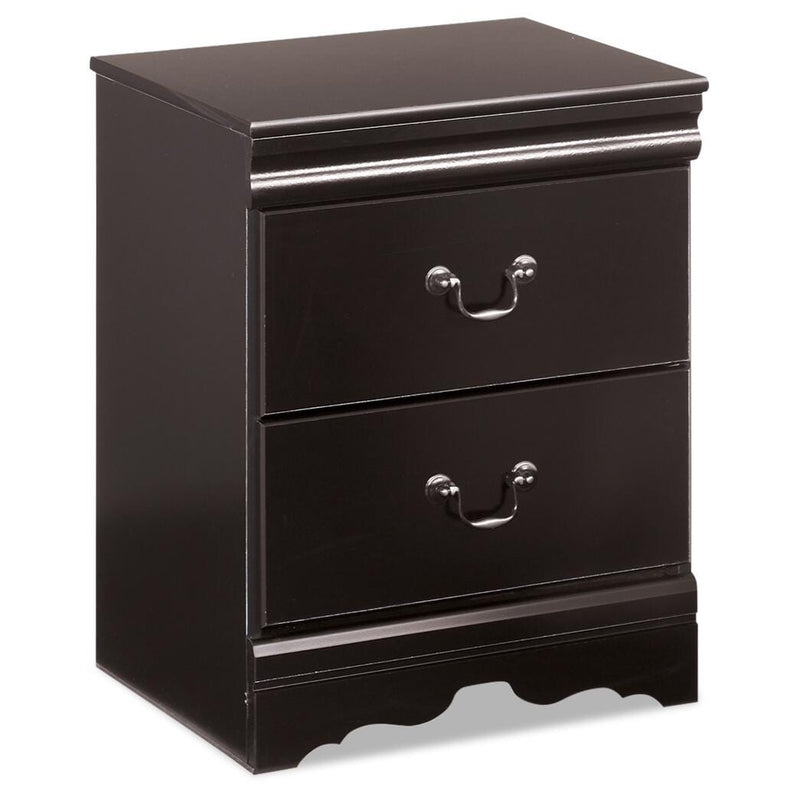 Huey Vineyard Dresser, Mirror, Chest and 2 Nightstands - B128B54