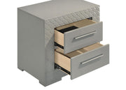 Ives 5-piece Eastern King Bedroom Set Grey High Gloss - 224971KE-S5