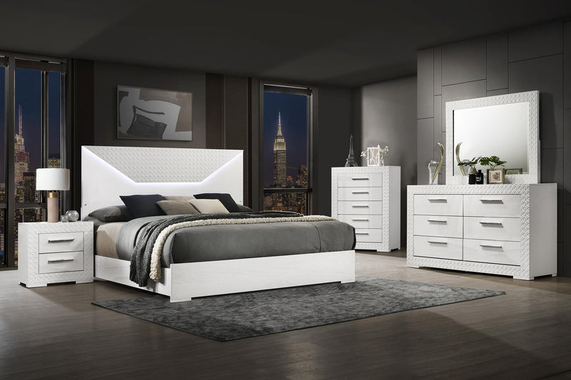 Ives 5-piece Eastern King Bedroom Set White High Gloss - 224941KE-S5