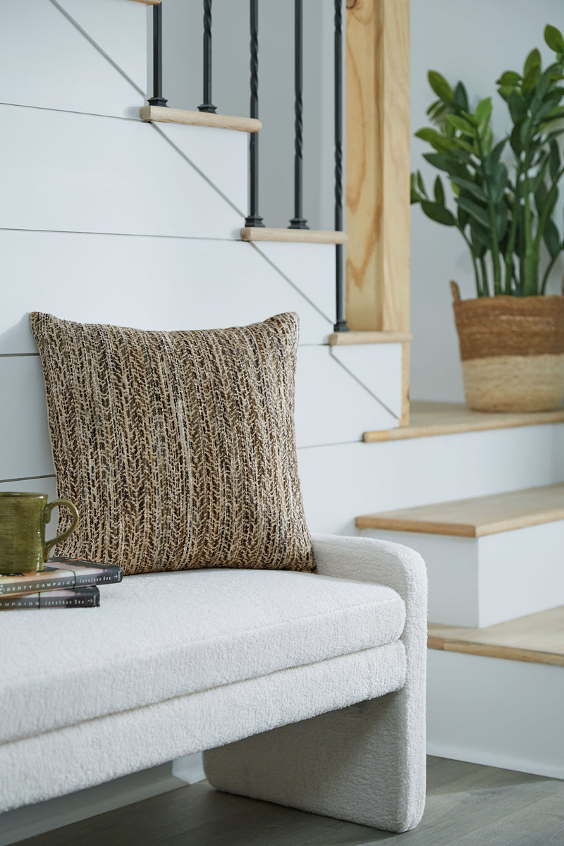 Jayner Multi Pillow - A1001069P