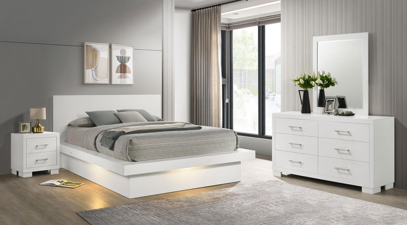 Jessica 4-piece Eastern King LED Bedroom Set Snow White - 202990KE-S4