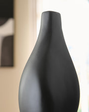 Judsen Black Vase - A2000835