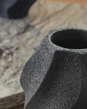 Judworth Black Vase - A2000874