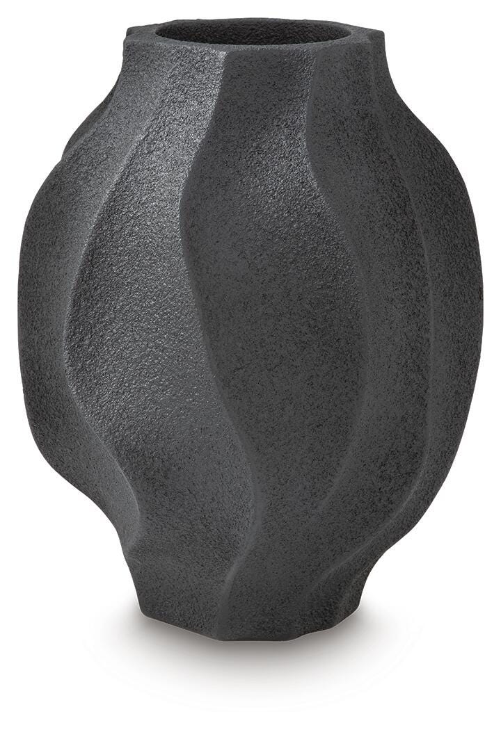 Judworth Black Vase - A2000875