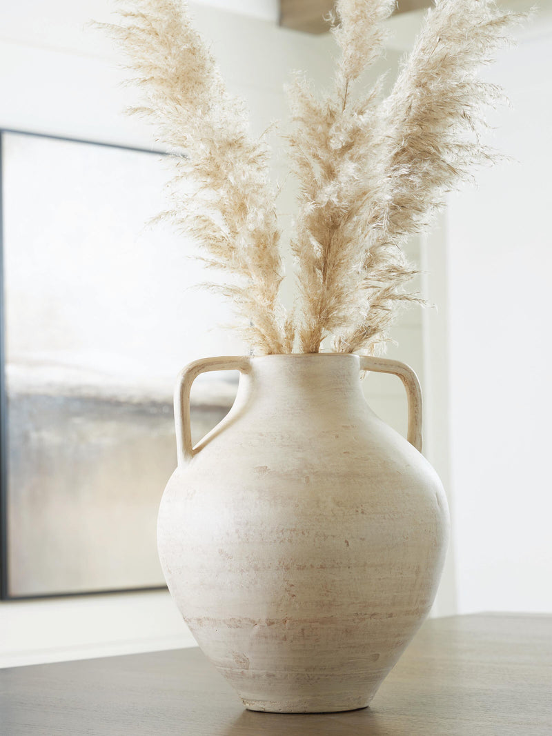Justy Antique Beige Vase - A2000882