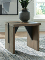 Kandinew Light Brown End Table - T554-2