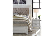 Kanwyn Whitewash Queen Panel Upholstered Bed - Gate FurnitureQueen Bed
