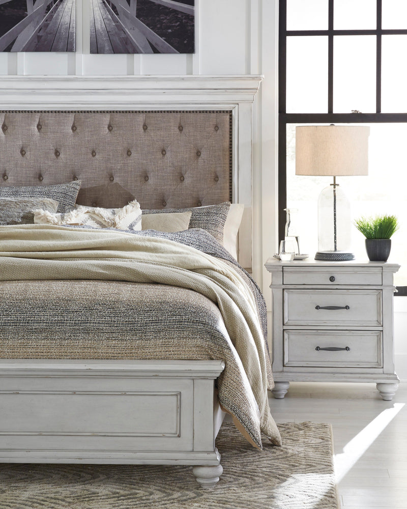 Kanwyn Whitewash Upholstered Panel Bedroom Set - Gate FurnitureBedroom Set