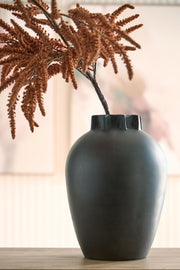 Kaslett Antique Black Vase - A2000950