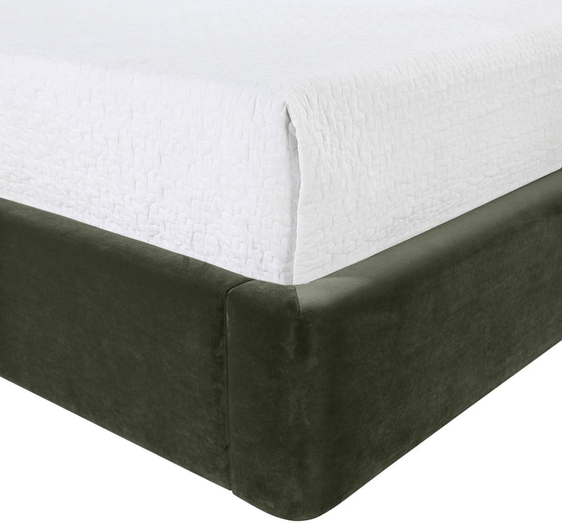 Kendall Velvet Upholstered Full Bed in Green - B1283Green-F