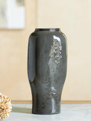 Kierlain Gray/Black Vase - A2000808