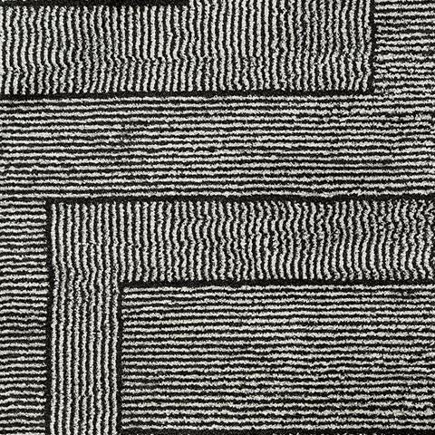 Kurtmen Black/Ivory 5' x 7' Area Rug - R407592