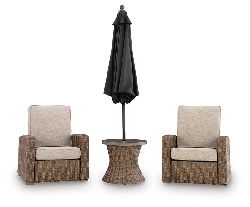 Laguna Heights 2 Outdoor Recliners and End Table in Beige - PKG025318
