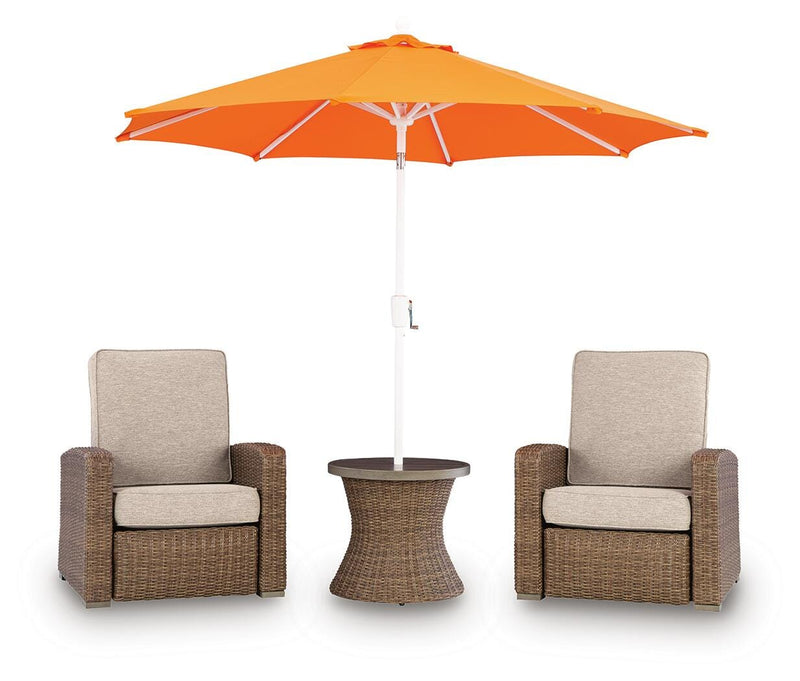 Laguna Heights 2 Outdoor Recliners and End Table in Beige - PKG025318