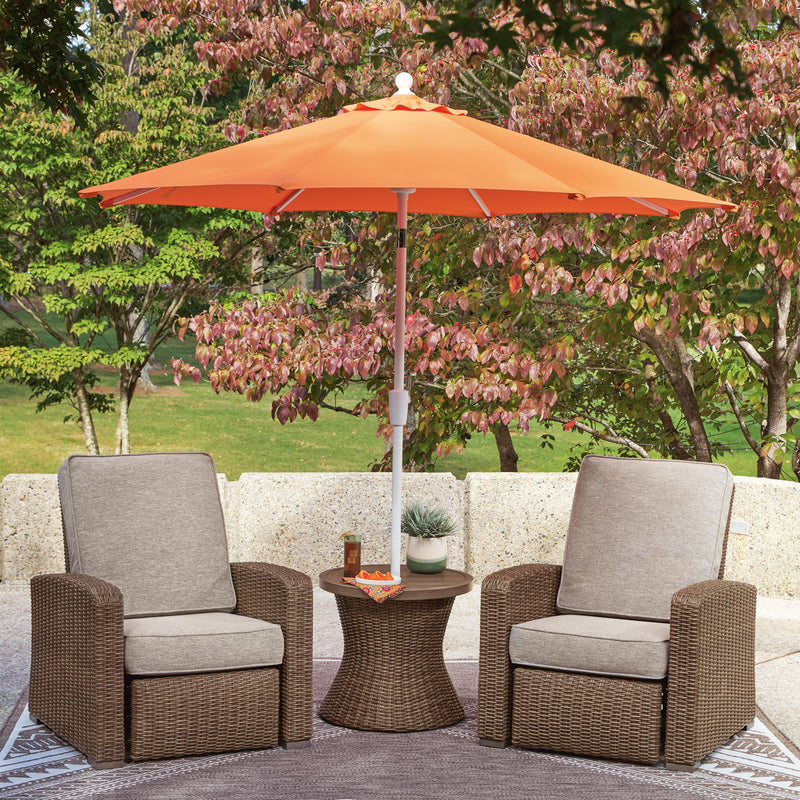 Laguna Heights 2 Outdoor Recliners and End Table in Beige - PKG025318