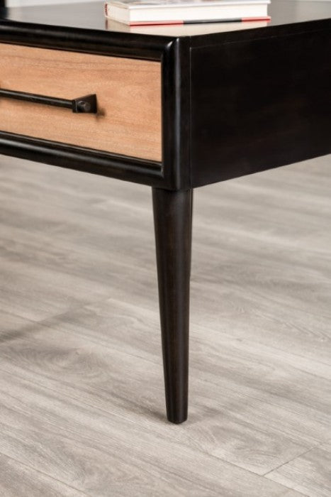 Lakeside Light White Wash End Table - FM49003BK-E