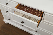 Laurelin White Sleigh Storage Platform Bedroom Set - Gate FurnitureBedroom Set