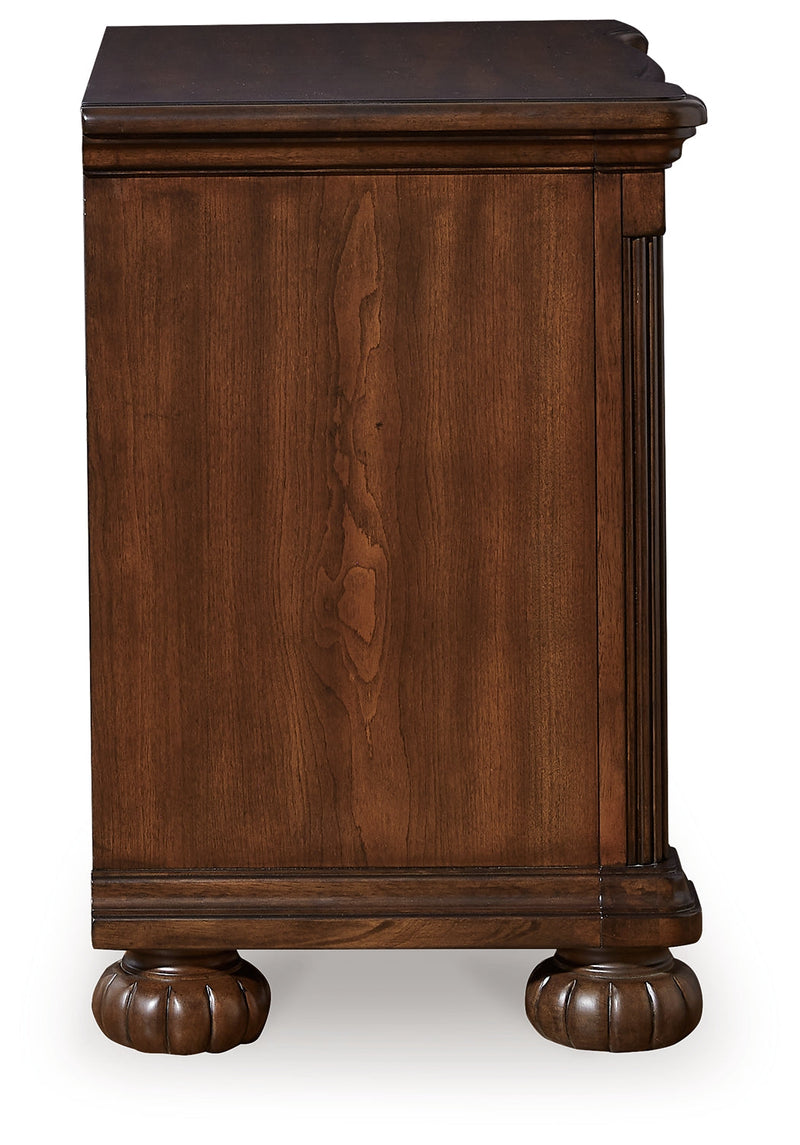 Lavinton Queen Poster Bed with 2 Nightstands in Brown from Ashley - Luna Furniture